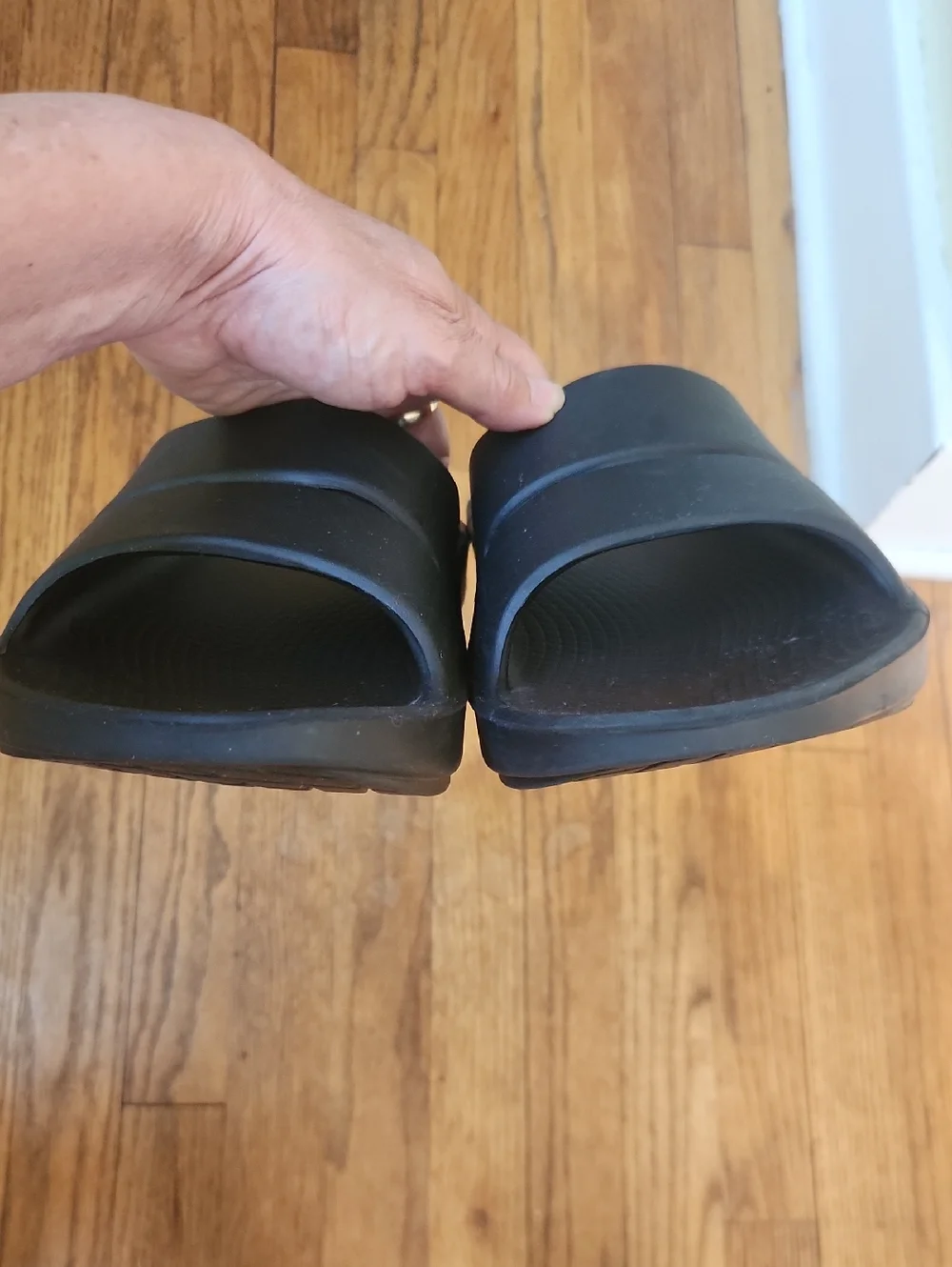 OOFOS OOahh Unisex Black Sport Flex Slides Sandals Size Mens 11; Womens 13